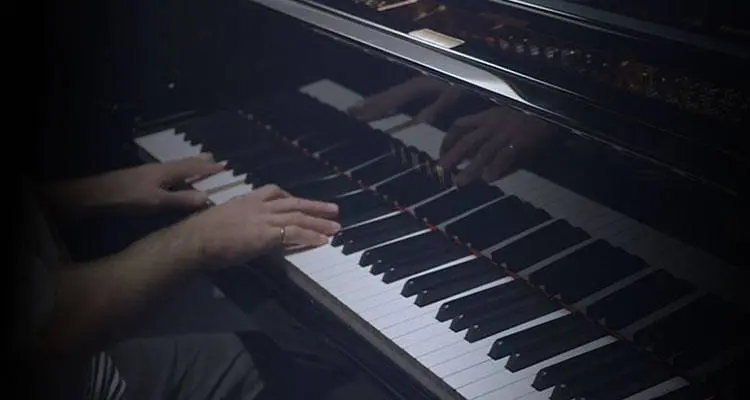 Erik Deutch - Voice leading lessons